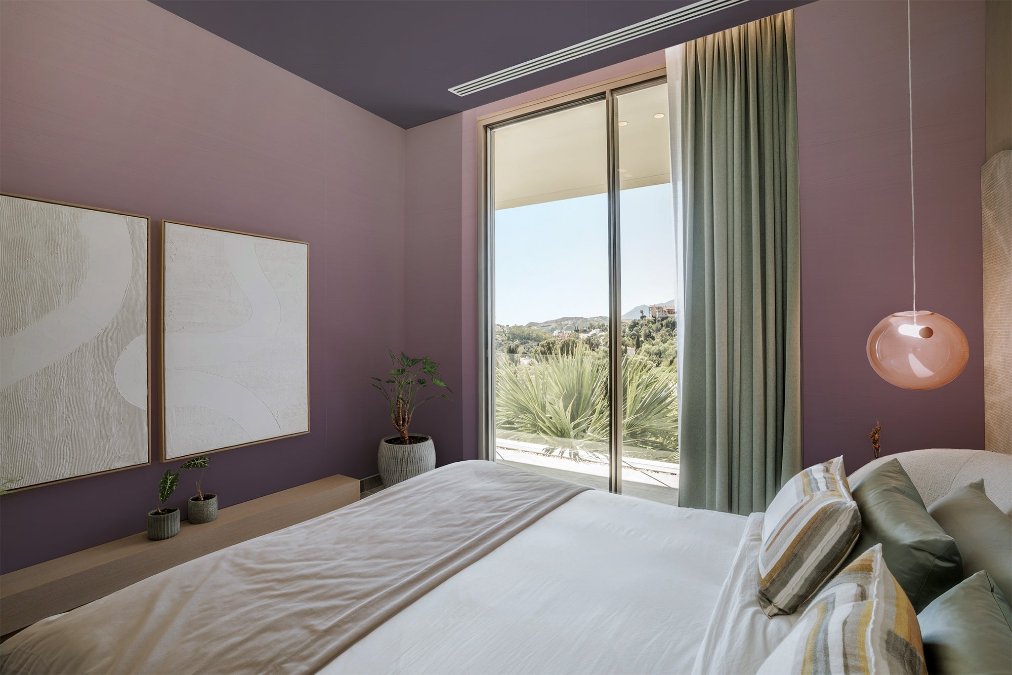Horizon | Plum