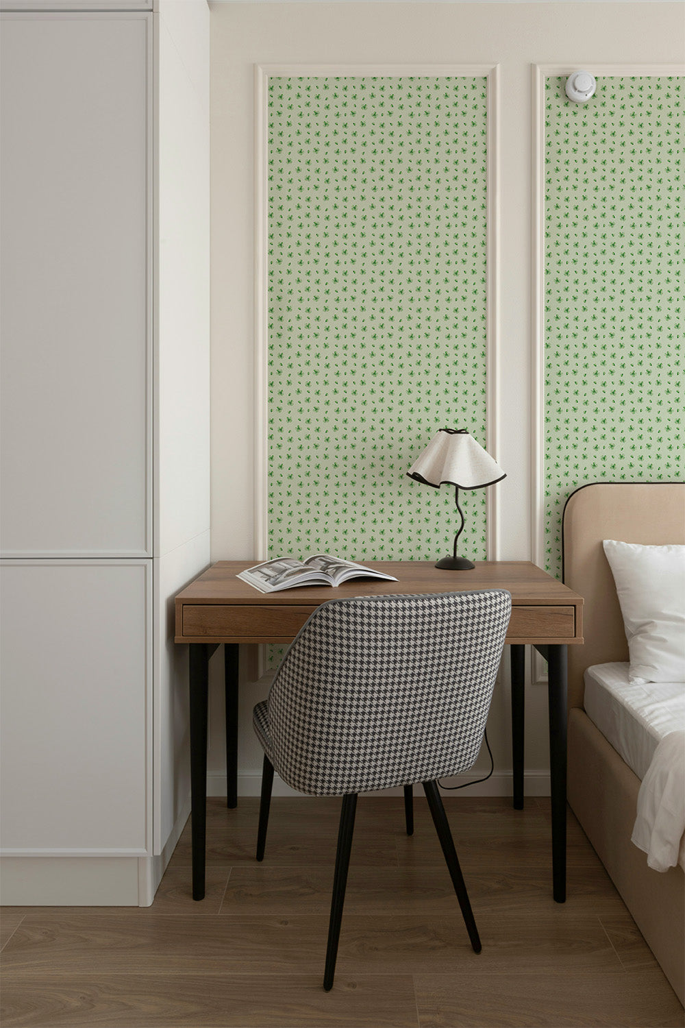 Lucky Clover | Pastel Green