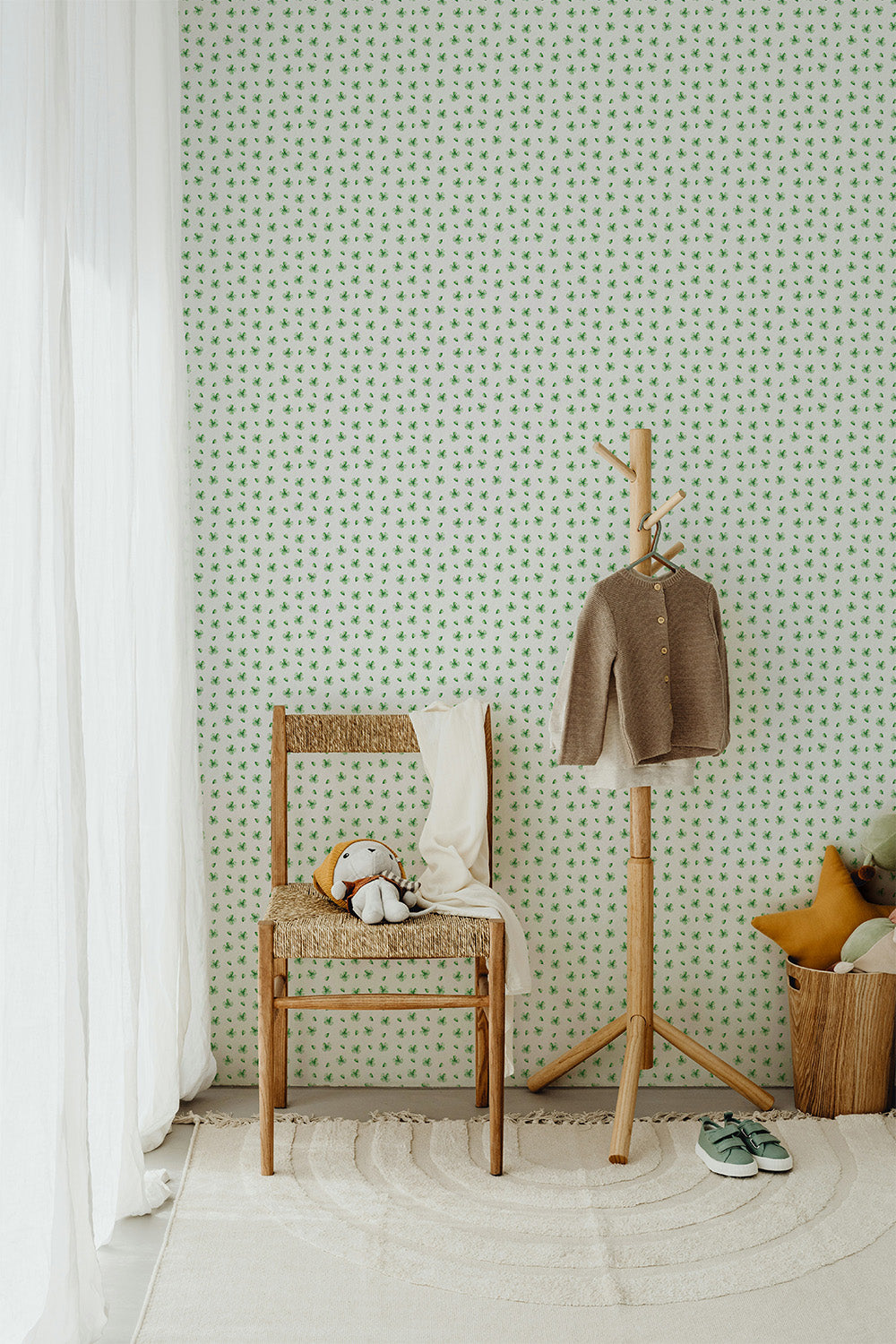 Lucky Clover | White