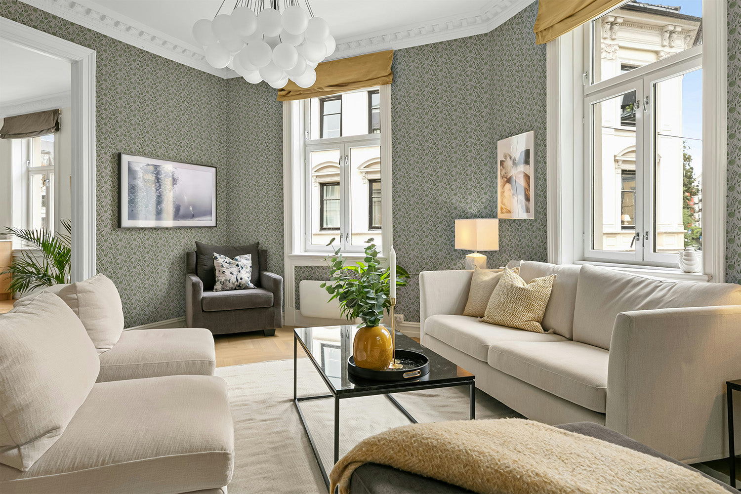 Buttercup Flower | Green Taupe