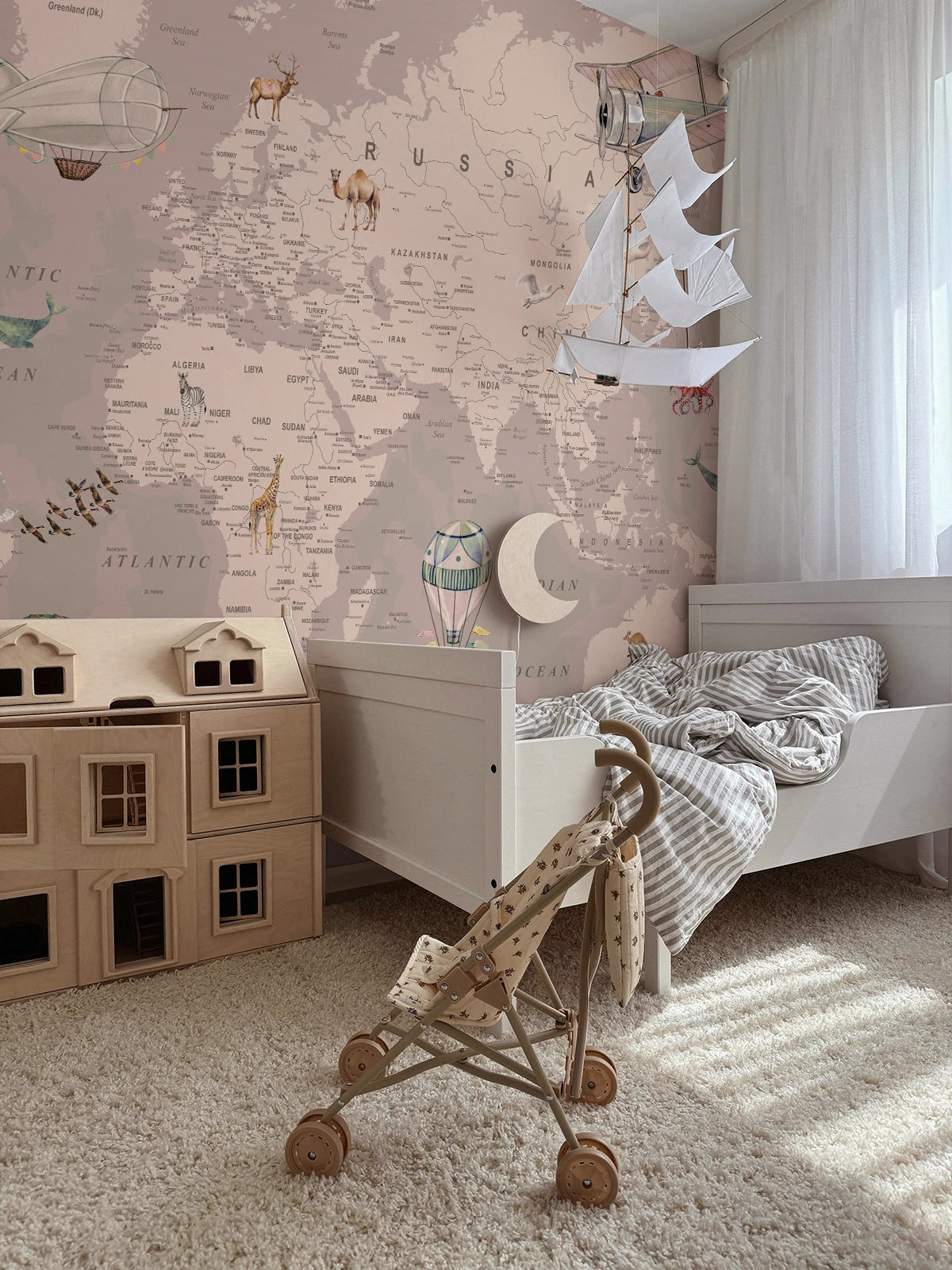Explorer World Map | Pink
