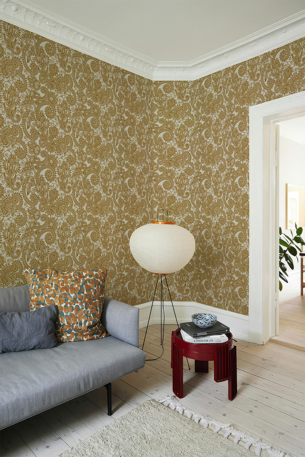 Ivory Paisley