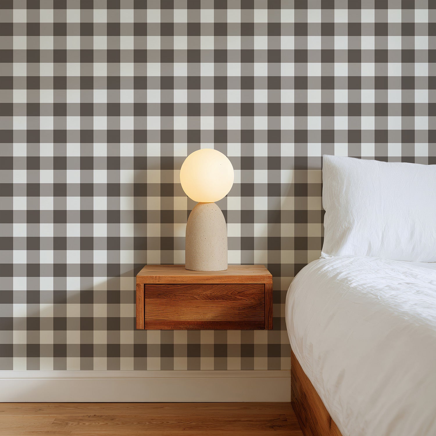 Petite Gingham | Black