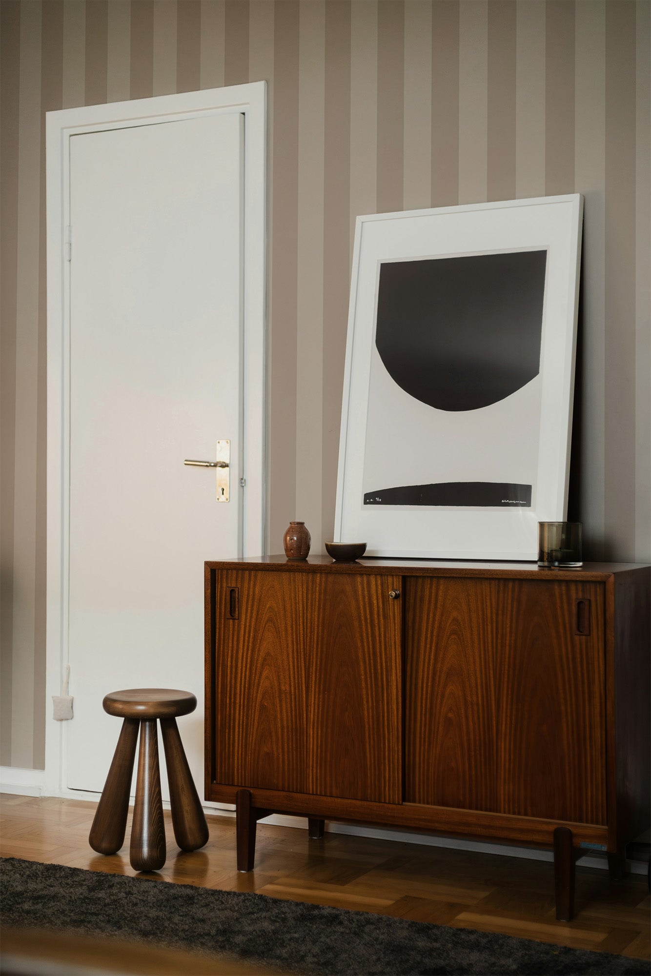 Symmetrical Stripes | Beige