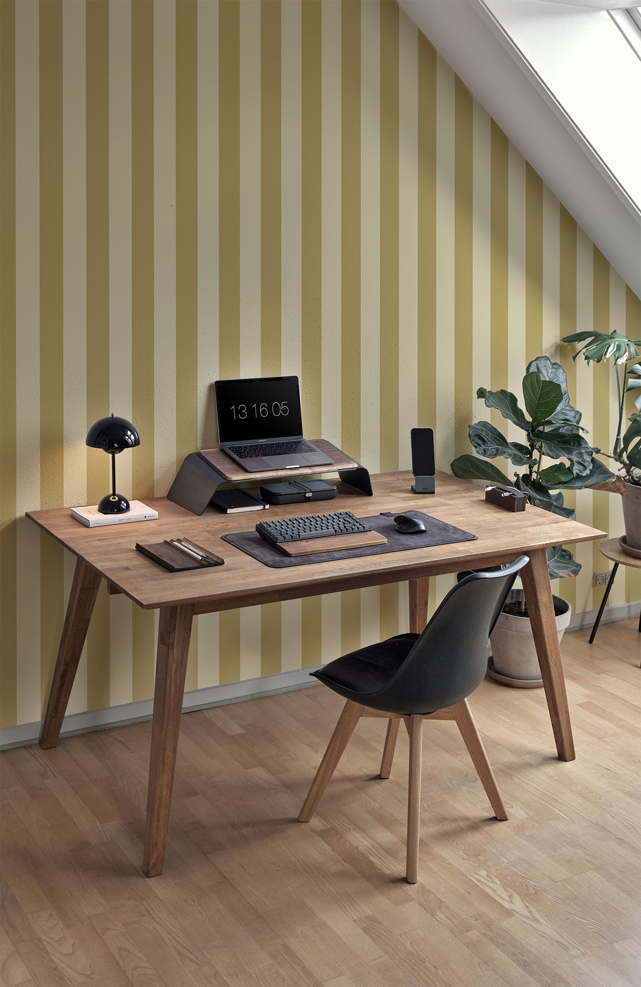 Symmetrical Stripes | Dusty Yellow