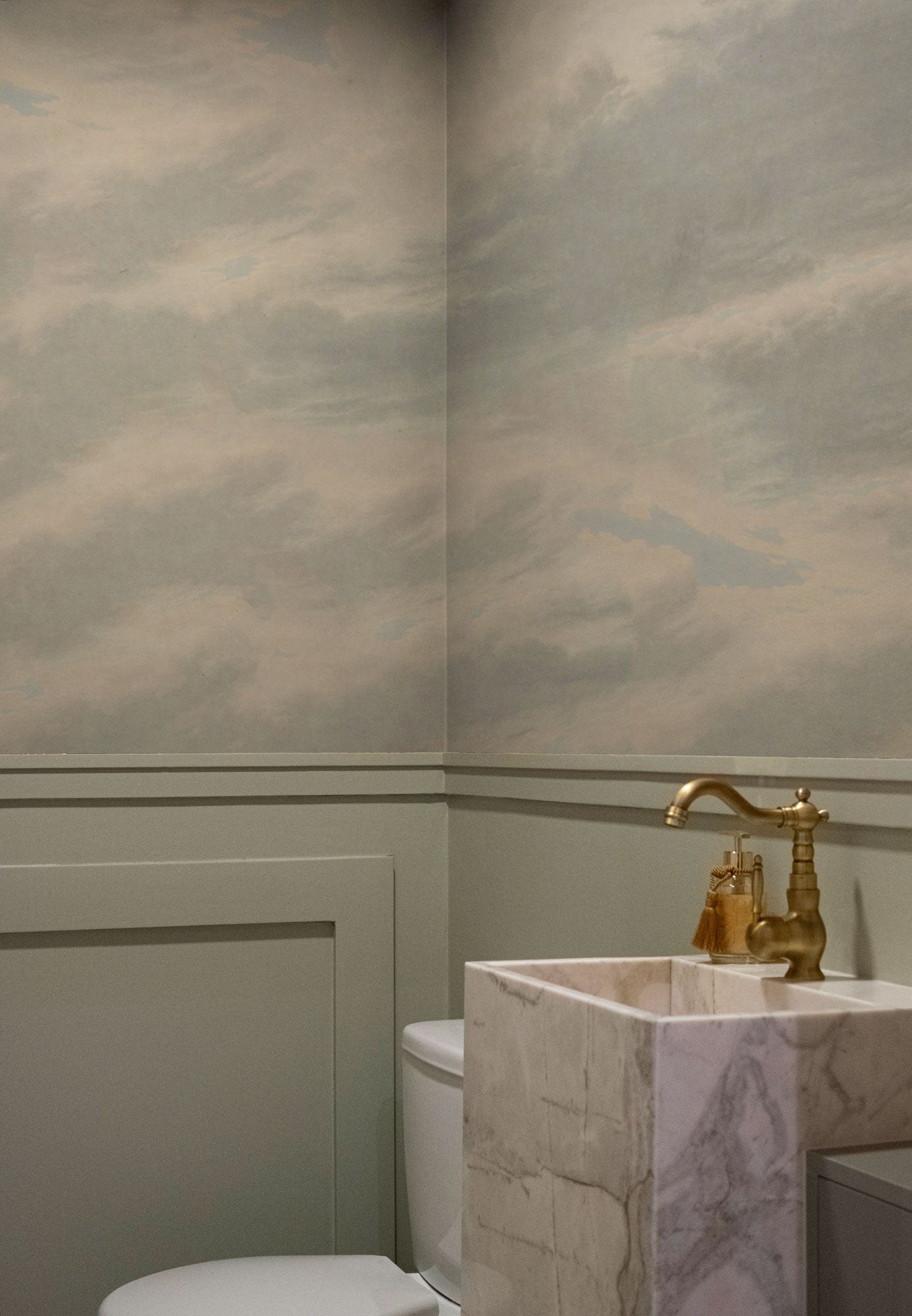 Vintage Skies Graywhite Mural